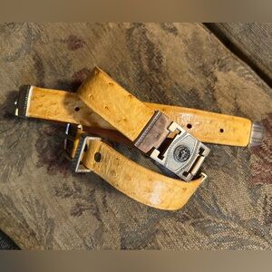 Veretta leather western belt lion head silver medallions ostrich embossed unisex